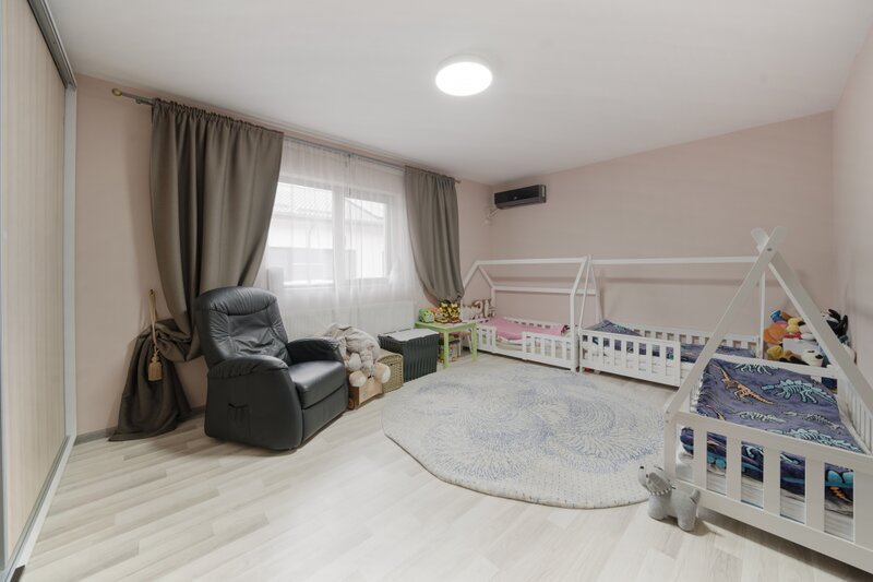 Chiajna Casa individuala P+1+pod Teren 110 mp Str Luceafarului